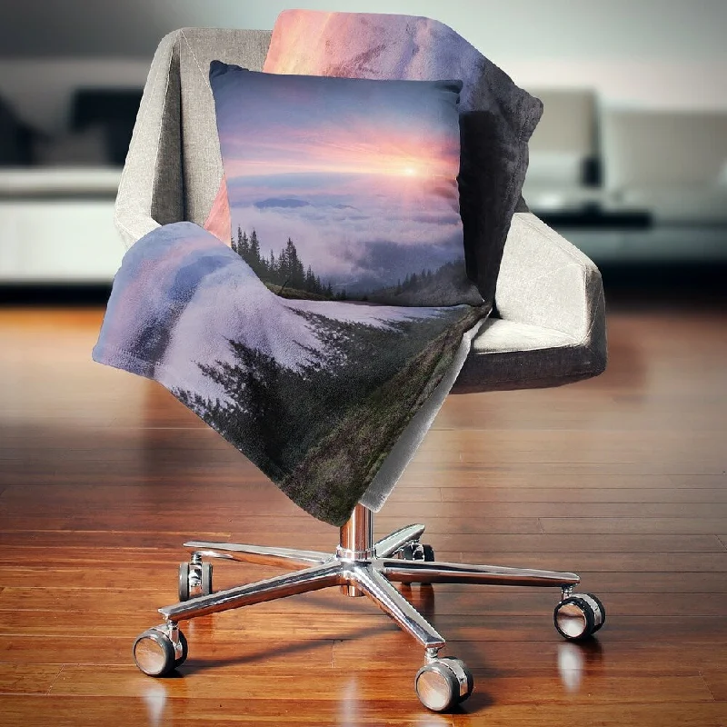 Cashmere blankets for ultimate softness and luxuryCashmere blankets for ultimate softness and luxuryDesignart 'Sunrise in Purple Sky Over Mountains' Landscape Photography Throw Blanket