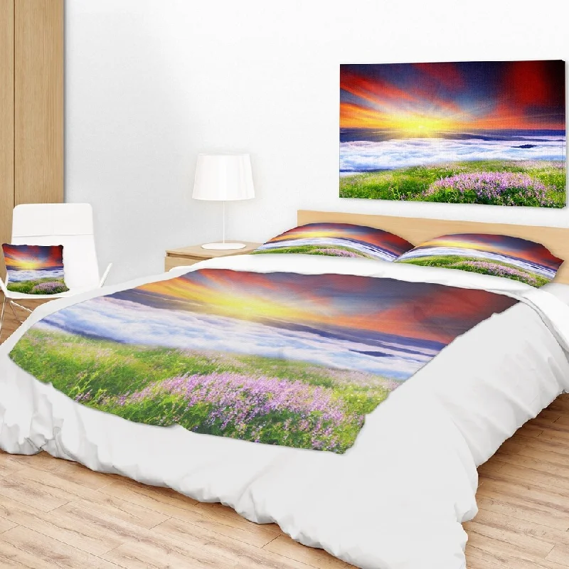 Fleece blankets for a cozy and plush textureAlpaca wool blankets for a hypoallergenic and warm optionDesignart 'Sunrise with Blooming Flowers' Landscape Fleece Throw Blanket Fleece blankets for a cozy and plush textureAlpaca wool blankets for a hypoallergenic and warm optionDesignart 'Sunrise with Blooming Flowers' Landscape Fleece Throw Blanket