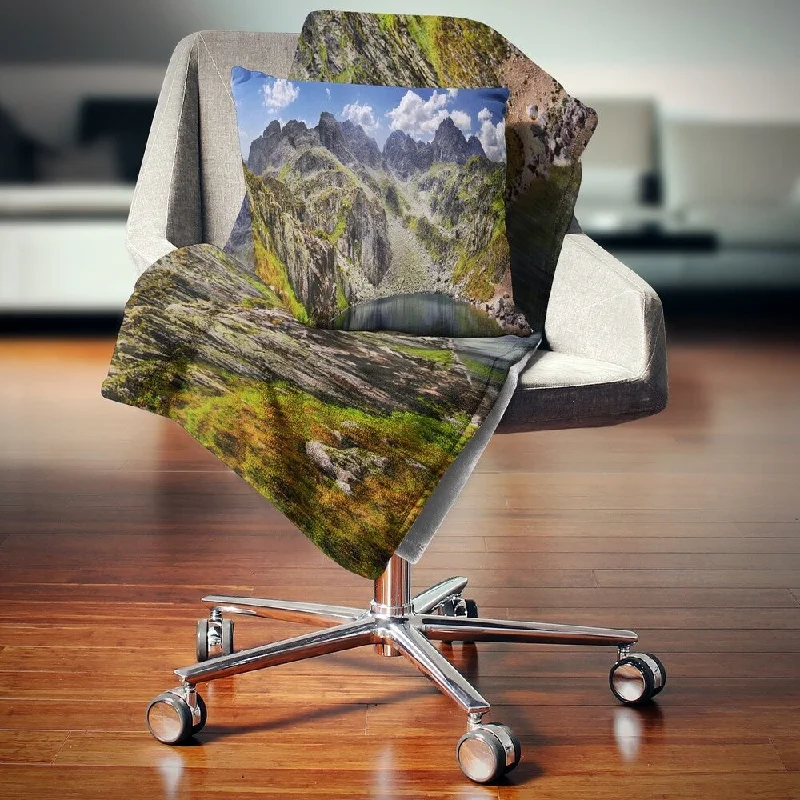 Cotton blankets for breathability and a lightweight feelFleece blankets for a cozy and plush textureDesignart 'Tatra Mountains Panorama' Landscape Photo Throw Blanket