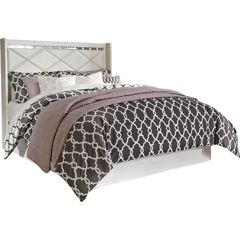 Queen - size mattresses for couples and standard bedroomsMemory foam mattresses for pressure relief and contouringDreamur Queen Panel Headboard - Champagne Queen - size mattresses for couples and standard bedroomsMemory foam mattresses for pressure relief and contouringDreamur Queen Panel Headboard - Champagne
