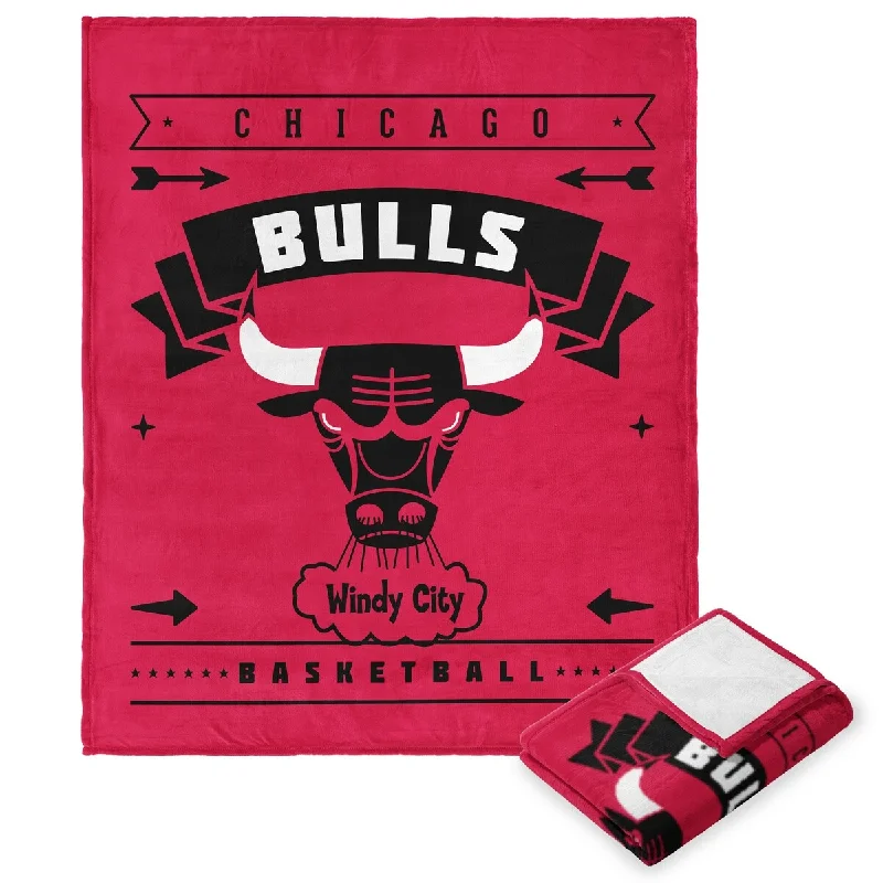 Acrylic blankets for a soft and affordable alternativeAcrylic blankets for a soft and affordable alternativeNBA Hardwood Classic Bulls Silk Touch Throw