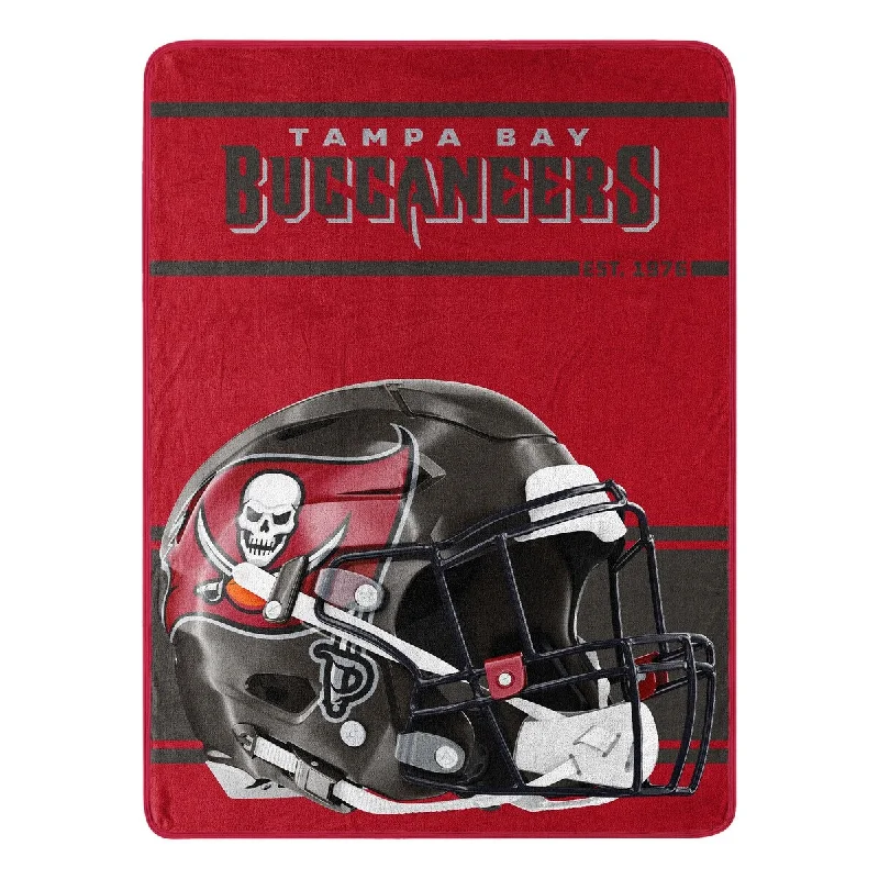 Fleece blankets for a cozy and plush textureRecycled polyester blankets for an eco - conscious optionNFL 059 Bucs Run Micro Raschel Throw Fleece blankets for a cozy and plush textureRecycled polyester blankets for an eco - conscious optionNFL 059 Bucs Run Micro Raschel Throw